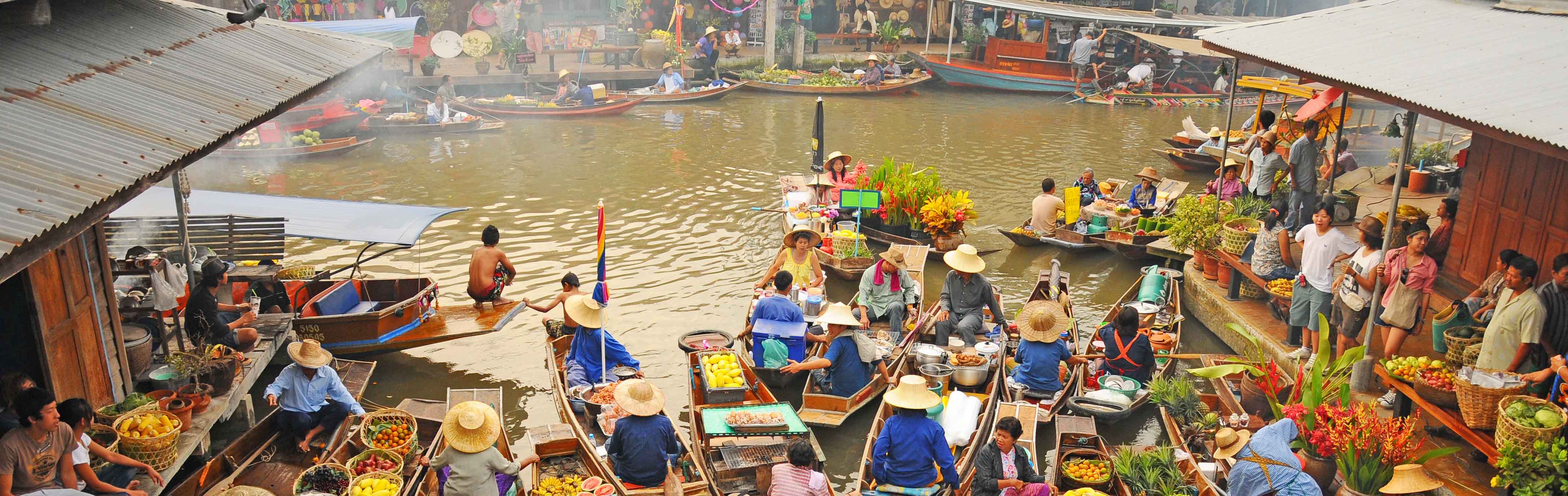 Damnoen Saduak Floating Market