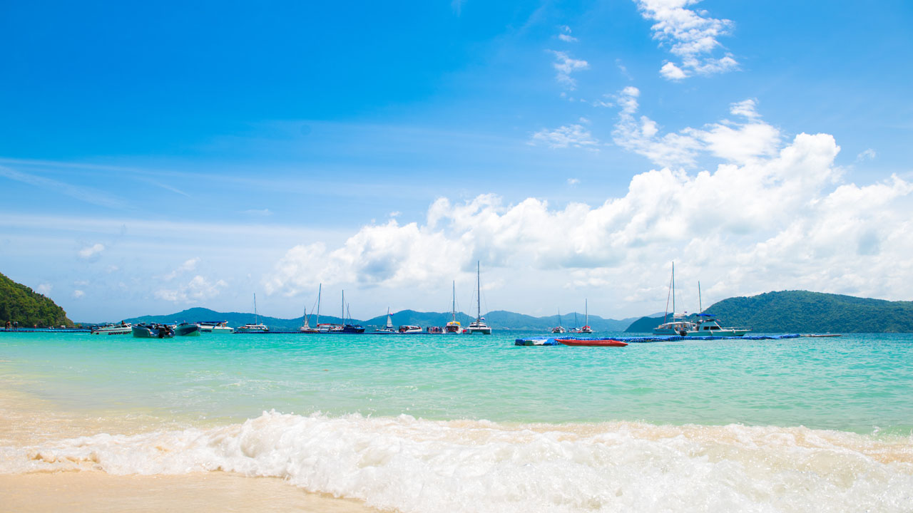 Koh He ( Coral Island ) 