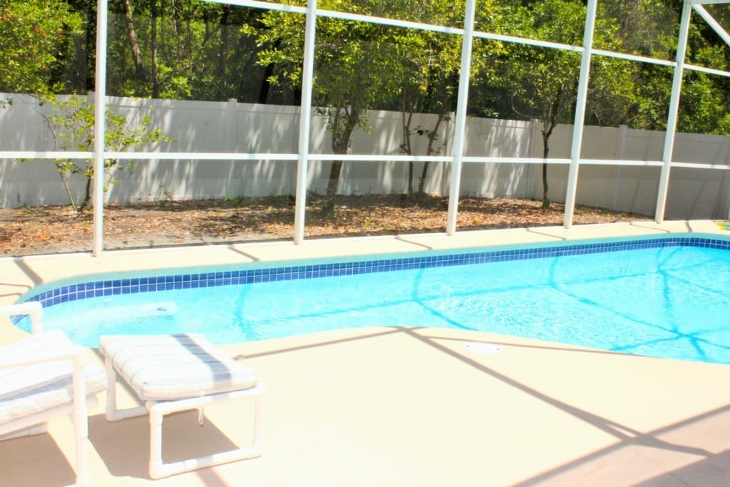 Pinewood Country Estates, Davenport