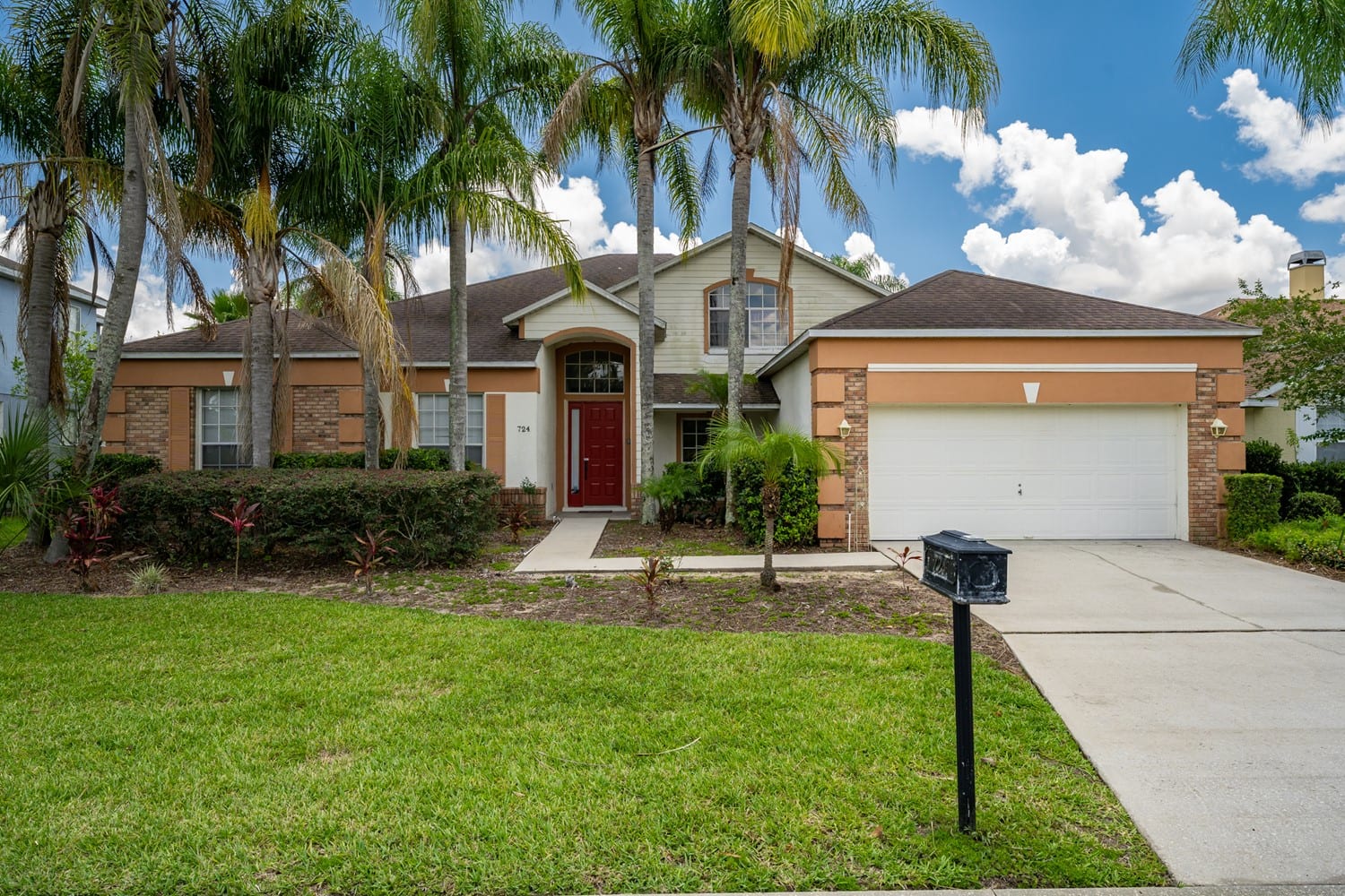 Ridgewood Lakes, Davenport