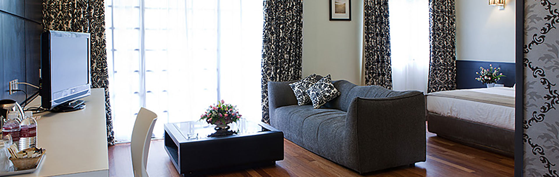 Strawberry Park Hotel