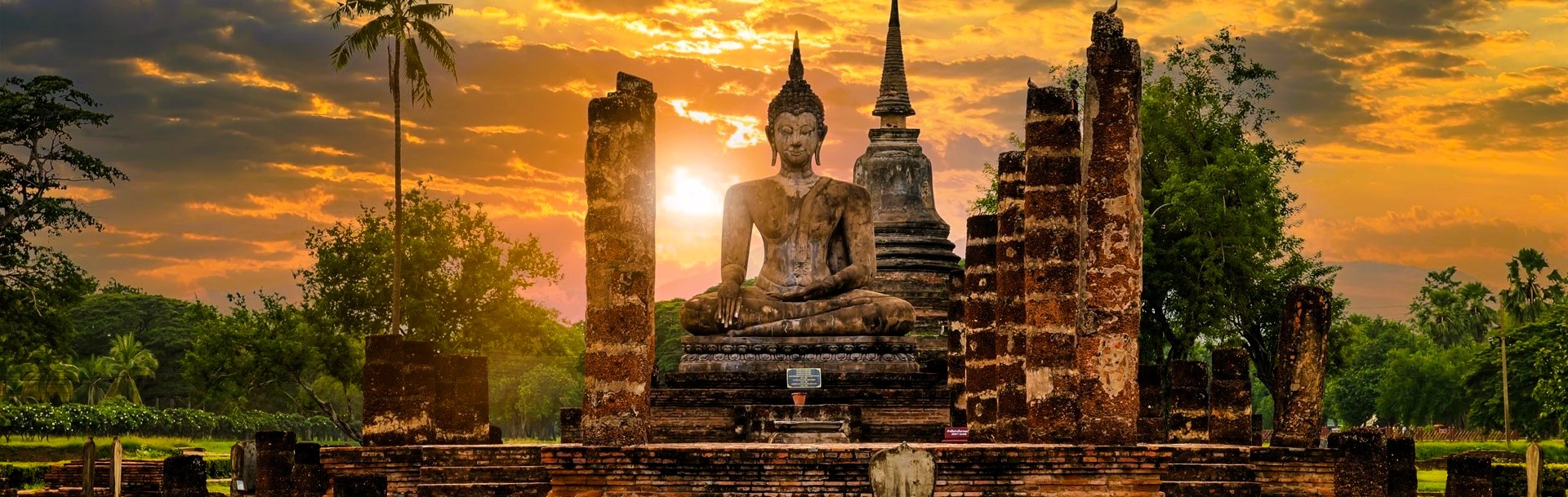 Bangkok, Sukhothai by train & Phuket