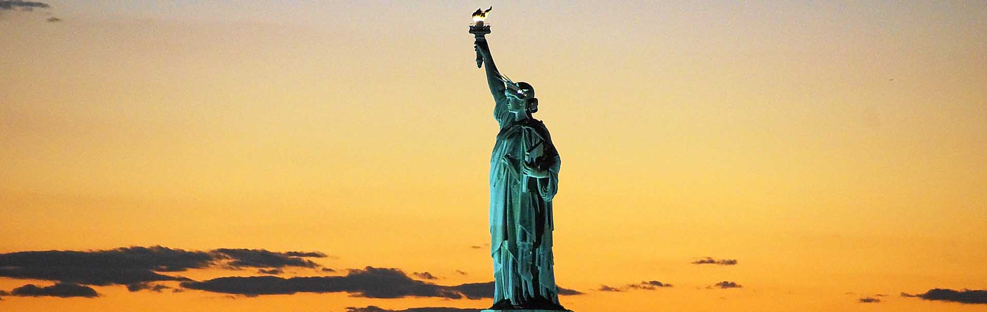 Statue of Liberty and Ellis Island Boat Tour 